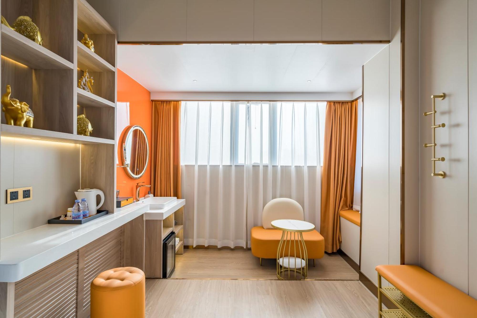 Hotel Dequan Luxury Hotelguomao Branchthe Subway Is Right Outside The Door Coffee, Fruits, Snacks, A Gym And A Laundry Room Are Provided For Free In The Lobby 4*